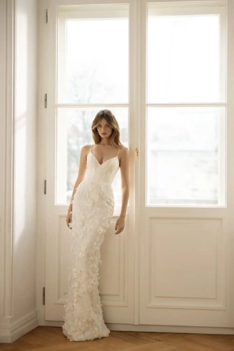 Eva Lendel Genevieve #4 thumbnail